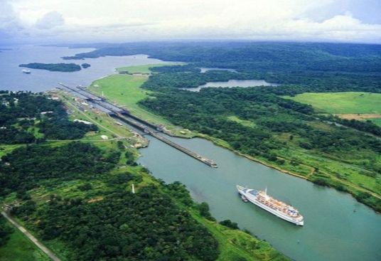 Cargador Móvil para Barcos Adecuado para Buques Handymax y Panamax