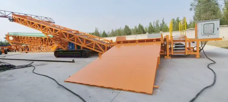 mobile truck unloader.webp