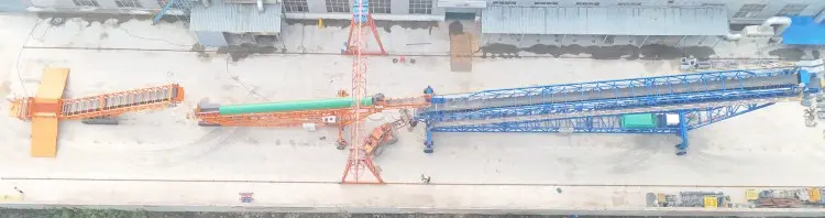 zoomry stacker conveyor.webp